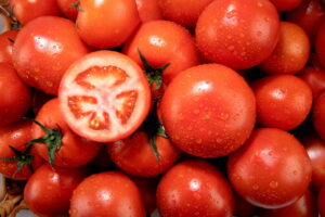 토마토의 놀라운 건강 효능 암 예방부터 체중 관리까지 토마토로 건강을 챙기세요